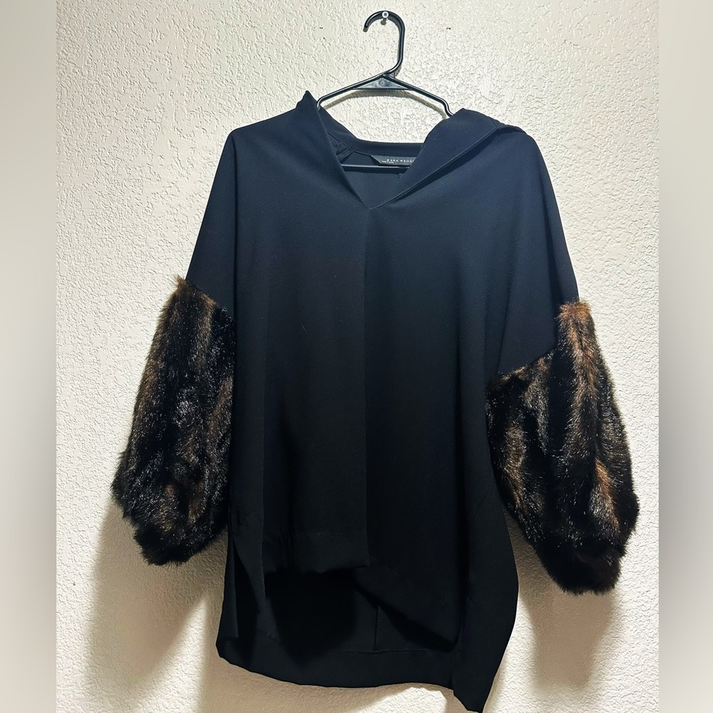 Vintage style Zara Black V-Neck Tunic with Faux-Fur Brown Balloon Sleeves - Picture 7 of 12